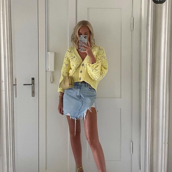 Zara jeweled buttons cardigan bloggers fav… - Picture 1 of 16